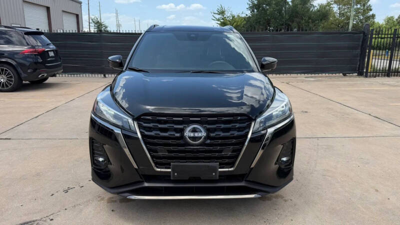 2024 Nissan Kicks SR