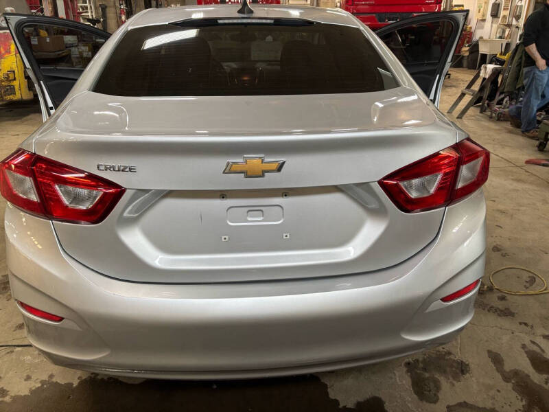 2019 Chevrolet Cruze LS