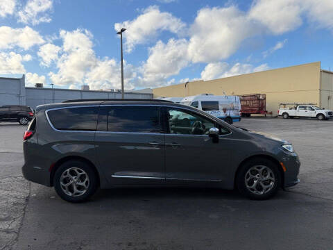 2023 Chrysler Pacifica Limited