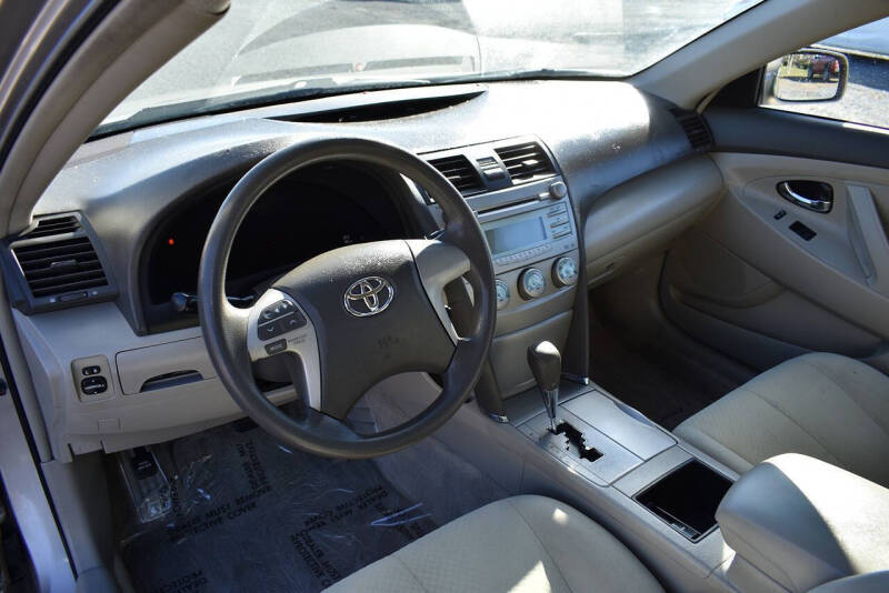 2009 Toyota Camry LE