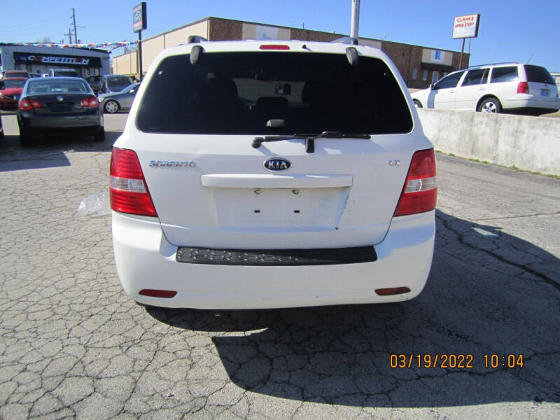 2009 Kia Sorento LX