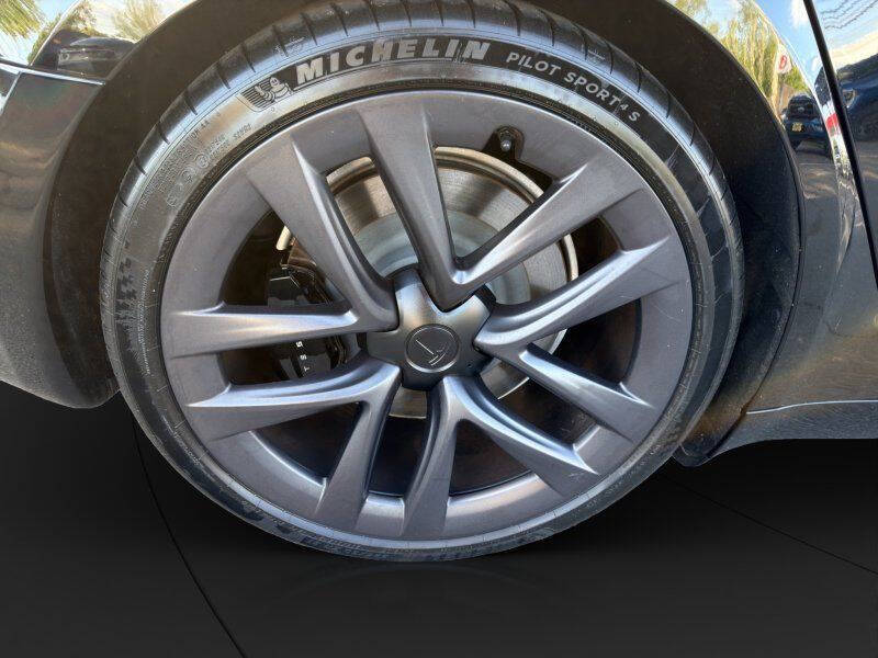 2022 Tesla Model S
