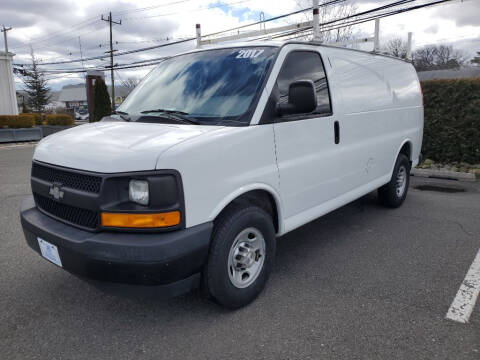 2017 Chevrolet Express 2500