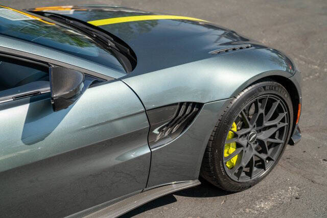 2020 Aston Martin Vantage 9