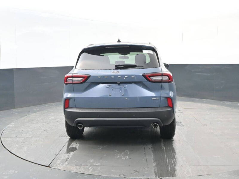 2026 Ford Escape Hybrid ST-Line Select