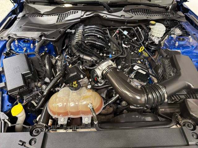 2017 Ford Mustang V6