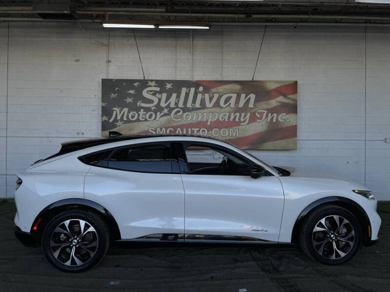 2021 Ford Mustang Mach-E Premium