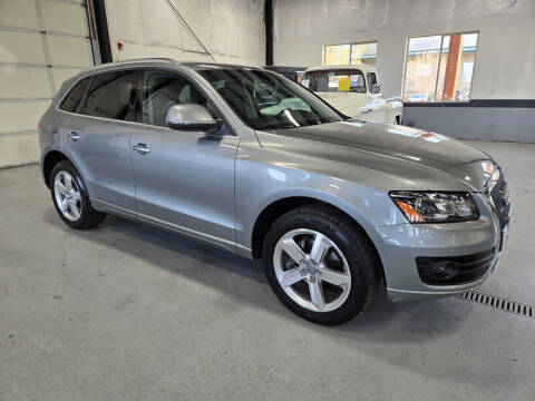 2011 Audi Q5 2.0T quattro Premium Plus
