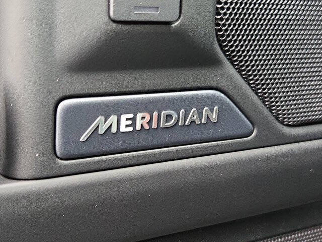 2026 Land Rover Defender 110 P300 S