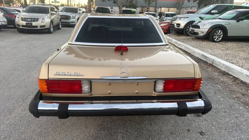 1986 Mercedes-Benz 560-Class 560 SL