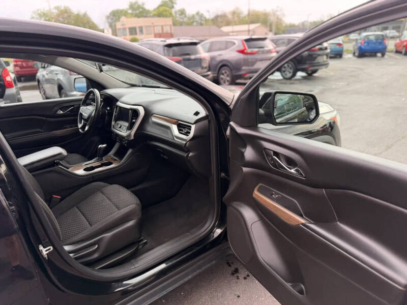 2017 GMC Acadia SLE-1