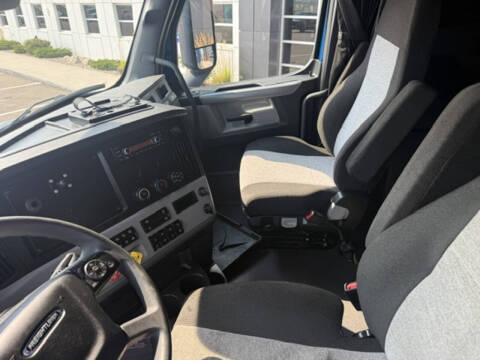 2021 Freightliner Cascadia
