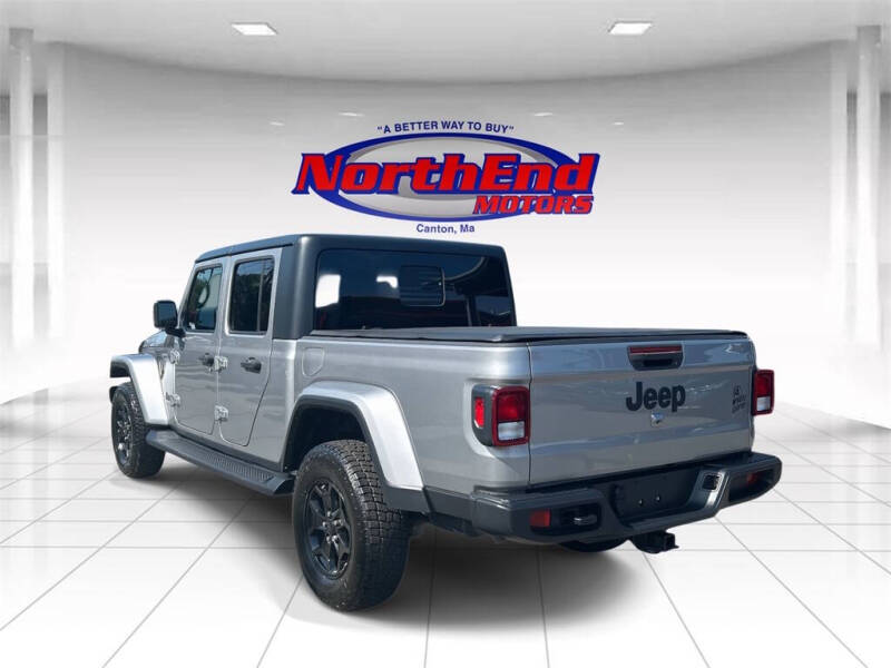 2021 Jeep Gladiator Willys