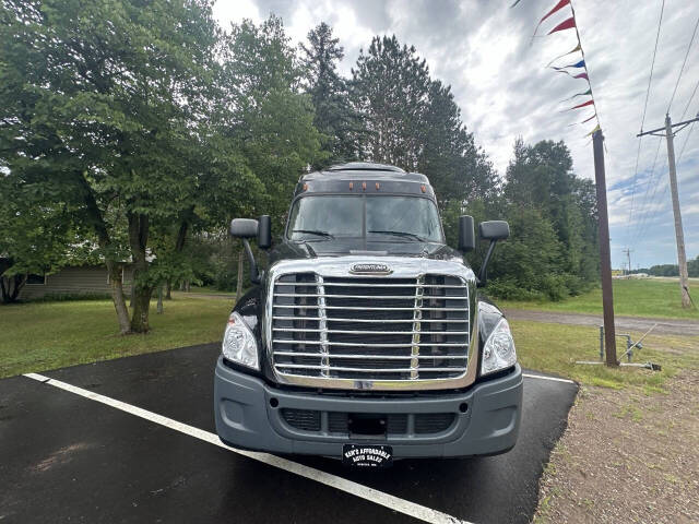 2018 Freightliner Cascadia for sale at Auto Hunter in Webster, WI