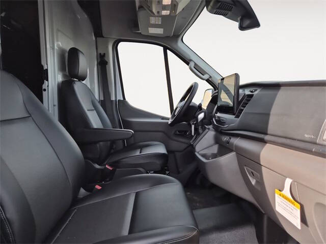 2024 Ford Transit 250