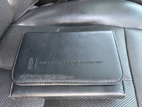 2014 Lincoln Navigator L