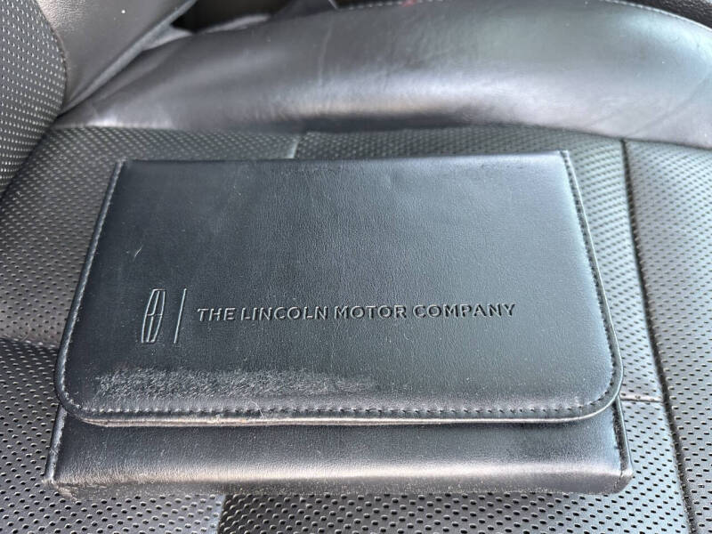 2014 Lincoln Navigator L
