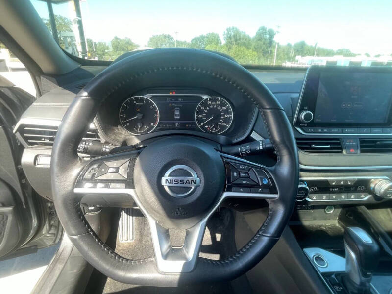 2020 Nissan Altima 2.5 SV