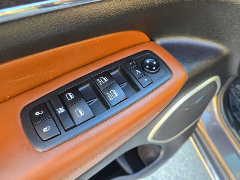 2020 Jeep Grand Cherokee Summit