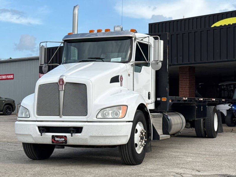 2015 Kenworth T270