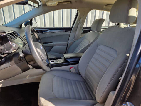 2019 Ford Fusion Hybrid SE