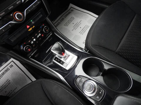 2017 Infiniti QX30
