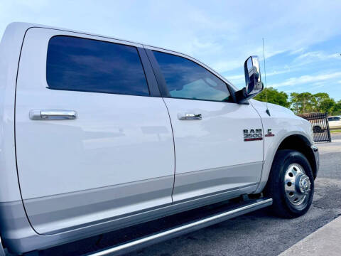 2016 RAM 3500 Laramie