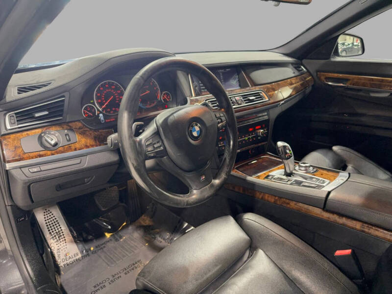 2013 BMW 7 Series 740Li xDrive