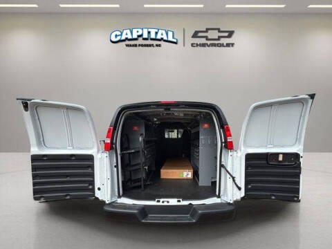 2025 Chevrolet Express 2500