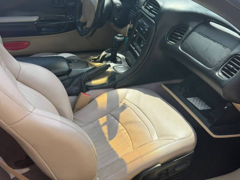 2004 Chevrolet Corvette