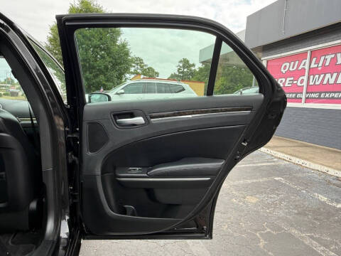 2011 Chrysler 300 C