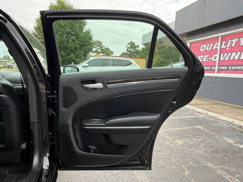 2011 Chrysler 300 C