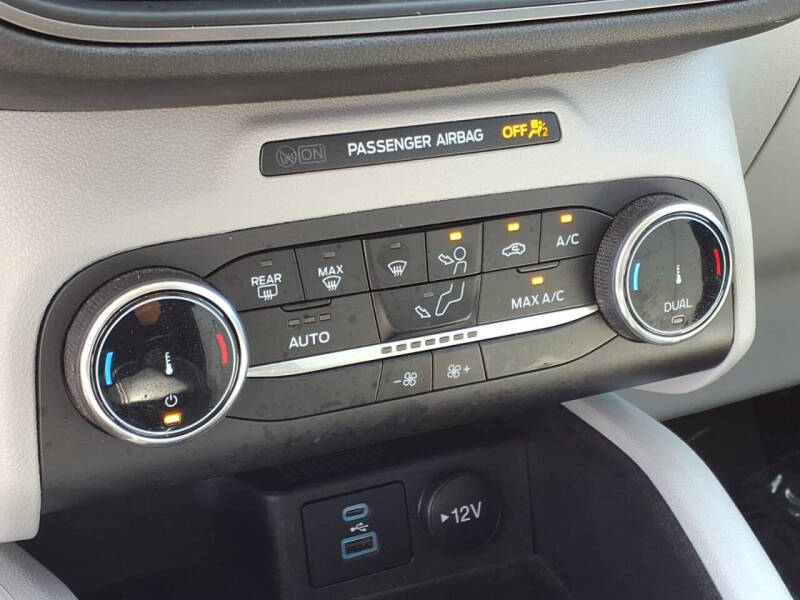2023 Ford Escape Hybrid Active
