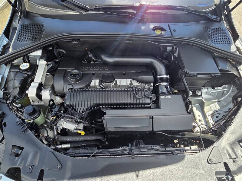 2013 Volvo S60 T5 Premier Plus