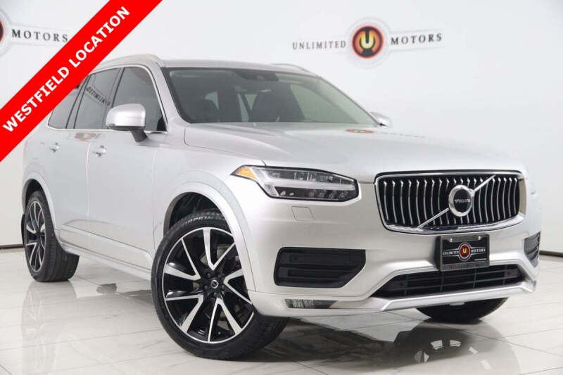 2022 Volvo XC90 T6 Momentum 7-Passenger