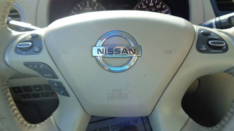 2015 Nissan Pathfinder SL