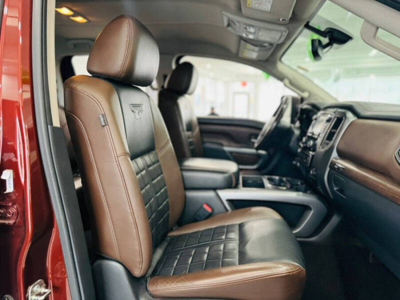 2016 Nissan Titan XD Platinum Reserve