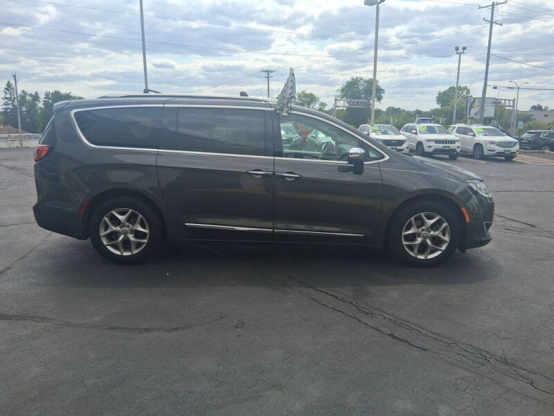 2020 Chrysler Pacifica Limited