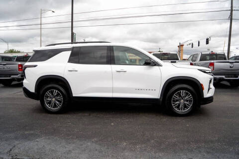 2024 Chevrolet Traverse LT