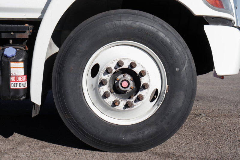 2016 Hino 338