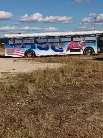 2005 Thomas Built Buses MVP