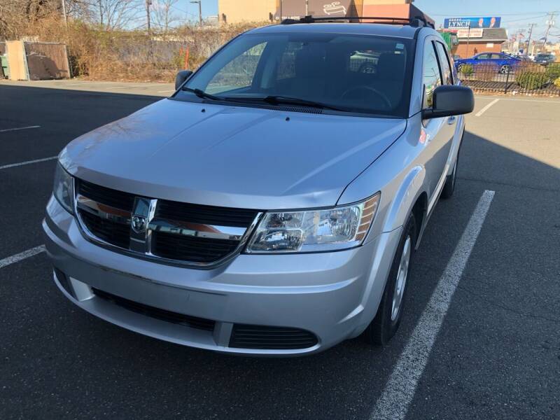 2009 Dodge Journey for sale at MAGIC AUTO SALES in Little Ferry NJ