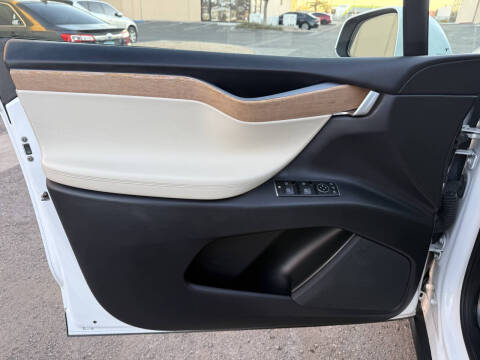 2021 Tesla Model X Long Range Plus