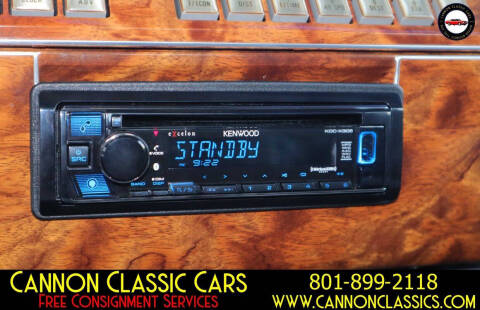 1984 Lincoln Town Car Signature