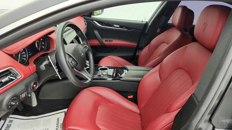 2023 Maserati Ghibli Modena