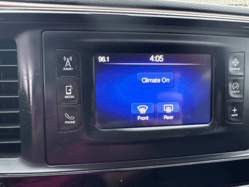 2017 Chrysler Pacifica Touring