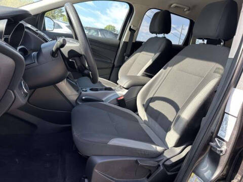 2015 Ford Escape S