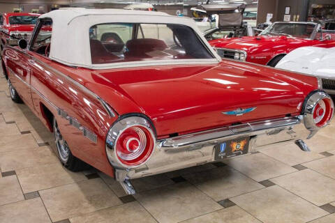 1962 Ford Thunderbird