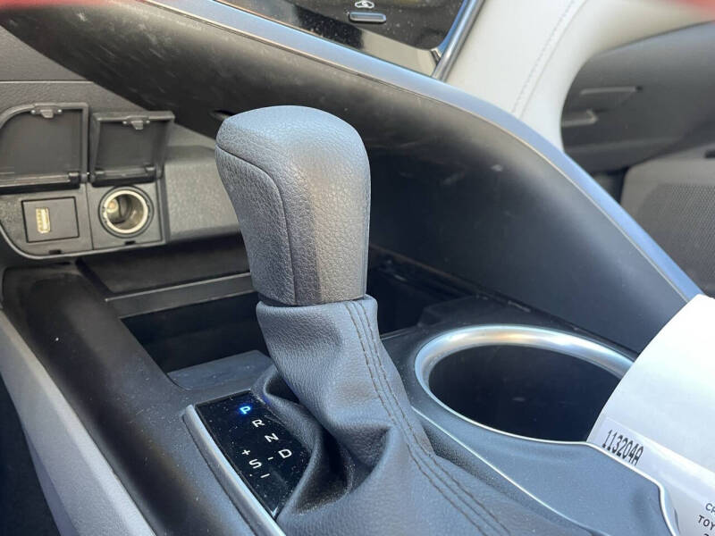 2024 Toyota Camry LE