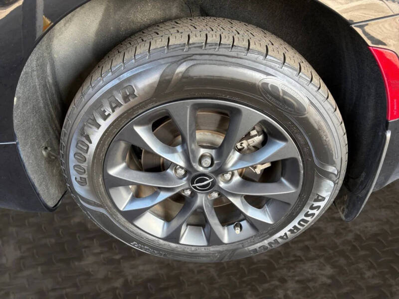 2021 Chrysler Pacifica Touring